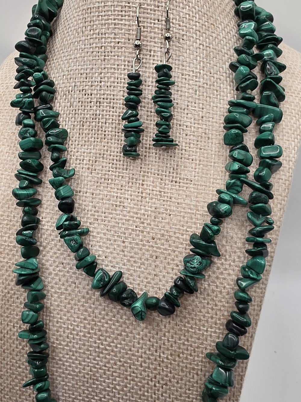 Green Malachite Chip Pull Over Necklace & Earrings Set - Women Jewelry
